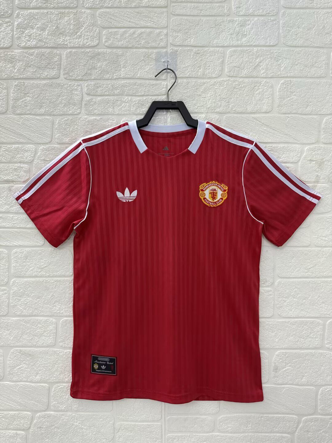 AAA Quality Manchester Utd 24/25 Red Training Jersey
